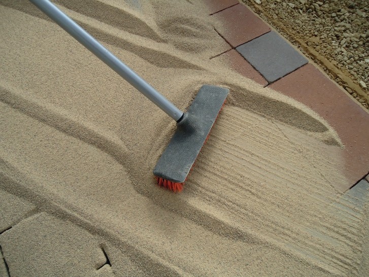 Заполнение швов